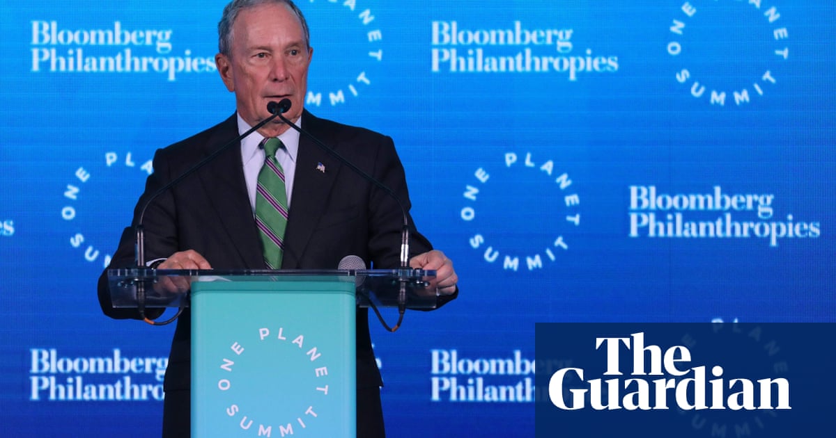 Bloomberg news service under fire for ban on investigating owner