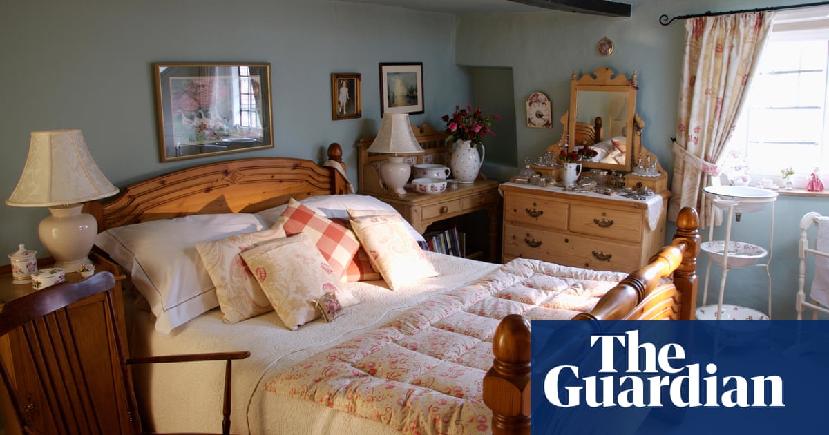 Duvets V Eiderdowns The Royal Household Takes It To The