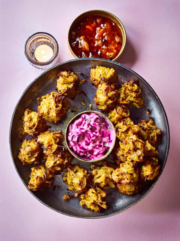 Onion bhajis