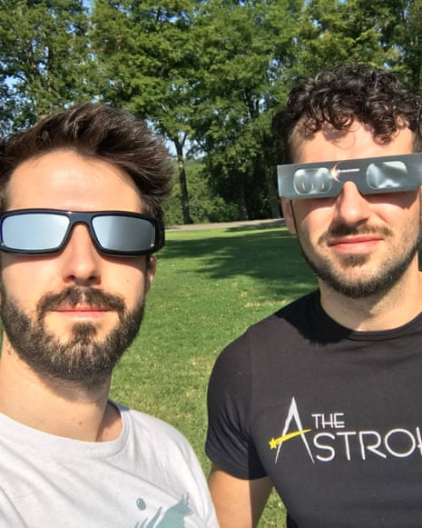 Alfredo and Chris in solar glasses