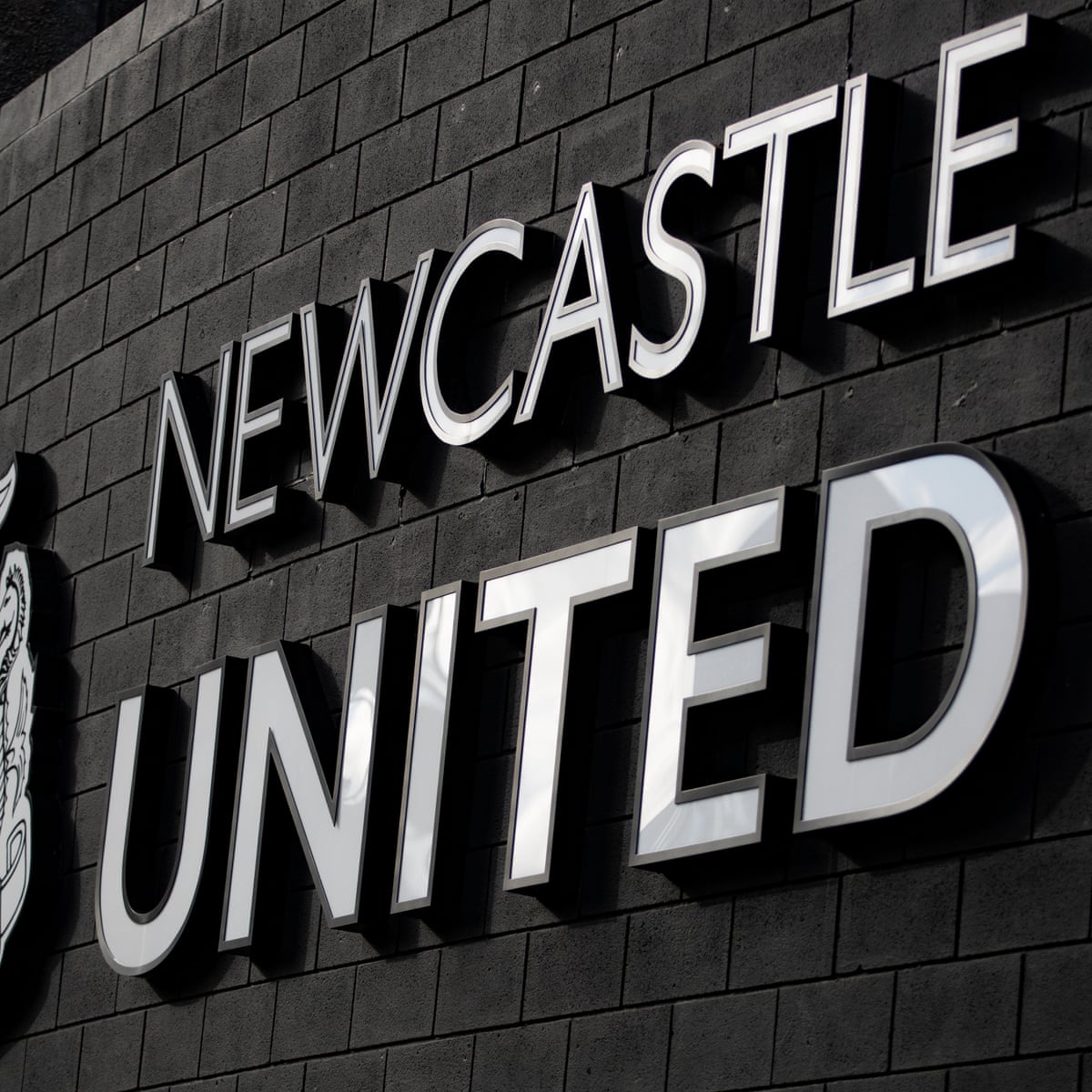 Saudis Proxy War Hits Newcastle To Place The Premier League In A Diplomatic Bind Louise Taylor Football The Guardian