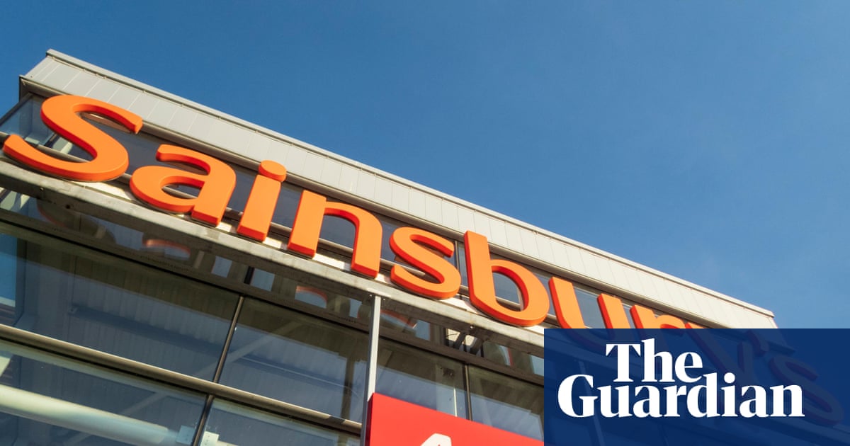 Sainsbury’s to cut 300 jobs as it restructures tech team and Argos deliveries