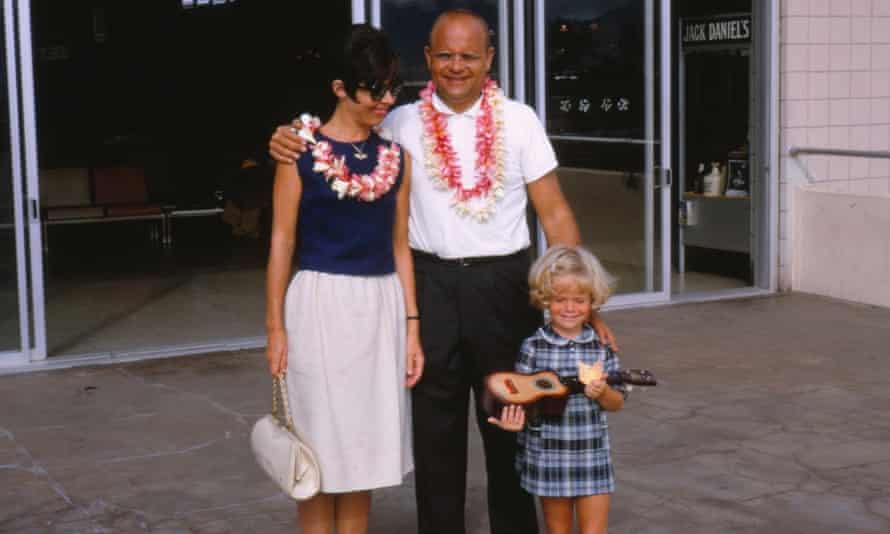 Dani Shapiro, right, visited Hawaii in 1966 with her parents, Irene and Paul Shapiro.