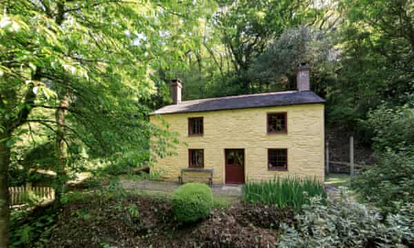 Autumn Leave 20 Great Places To Stay In The Uk S Forests Travel