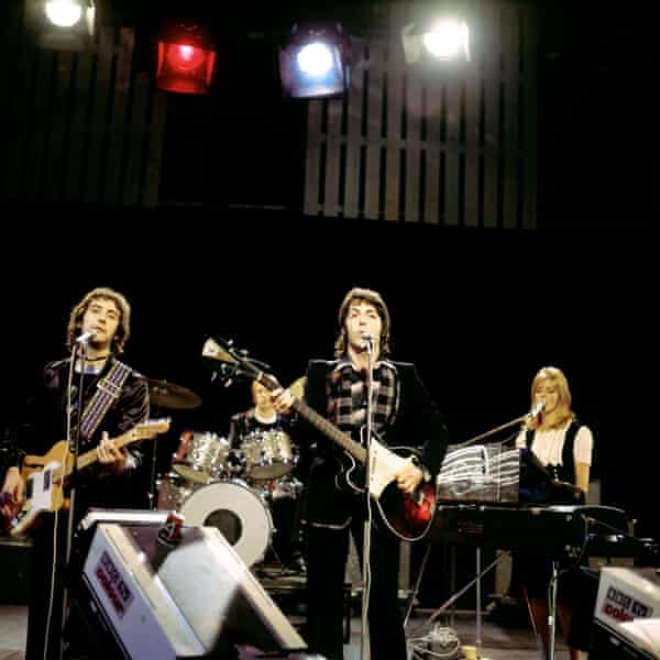 Wings, playing Junior’s Farm on Top of the Pops.