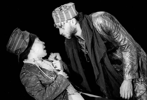 Mona Hammond as the Fool with Ben Thomas as King Lear at the Cochrane theatre, London, directed by Yvonne Brewster in 1994.