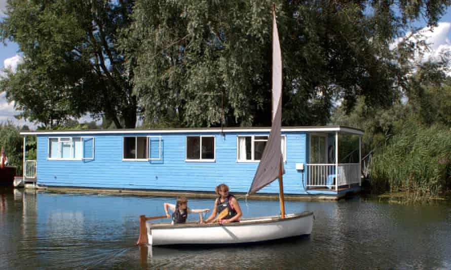Hippersons Boatyard Norfolk