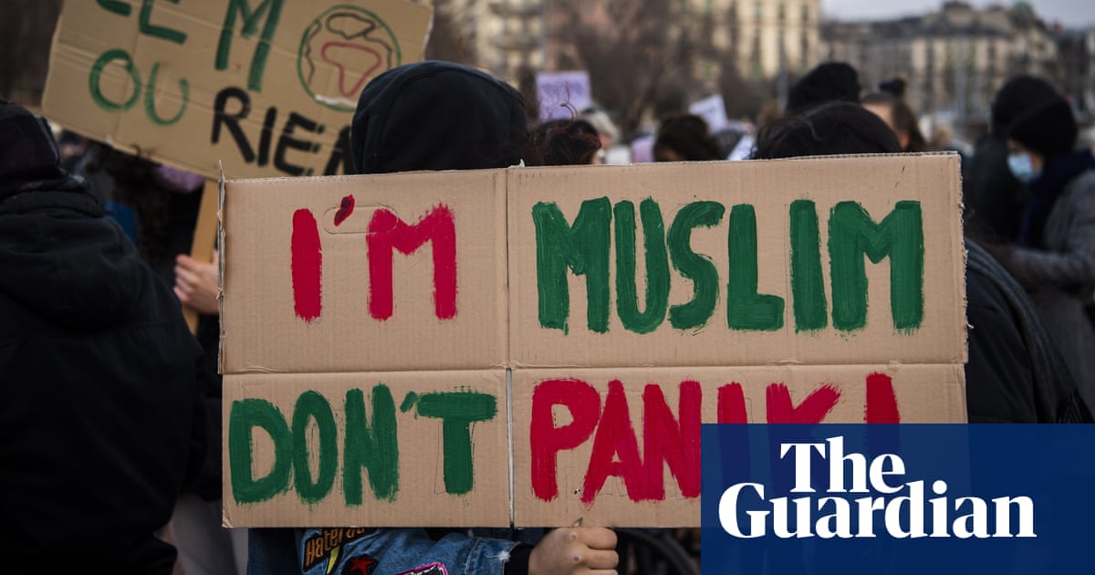 Switzerland to ban wearing of burqa and niqab in public places