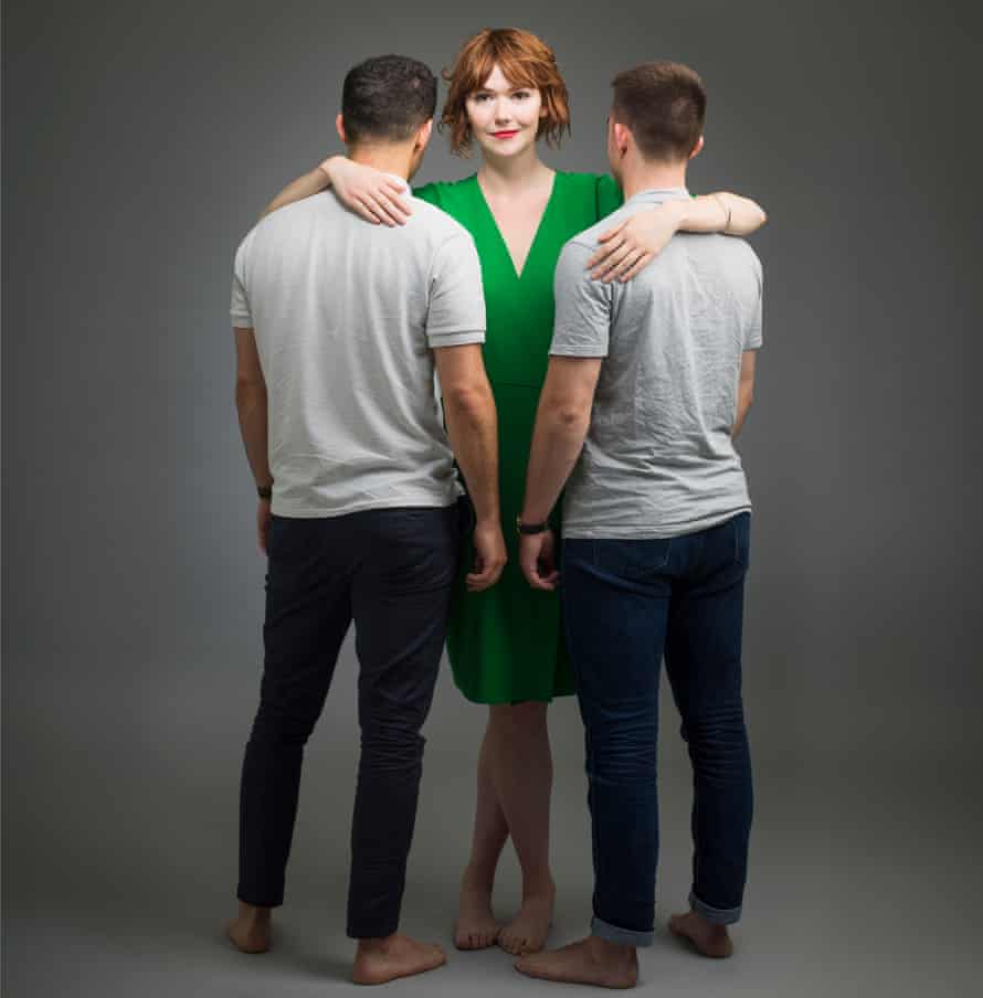 Elf Lyons with two men
