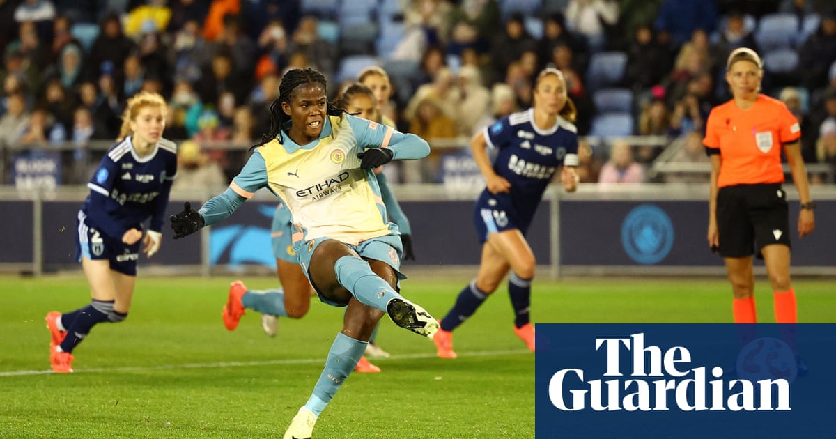 Manchester City Women Win First League Match