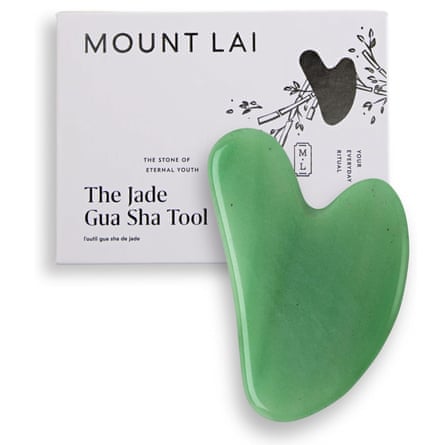 Mount Lai gua sha tool