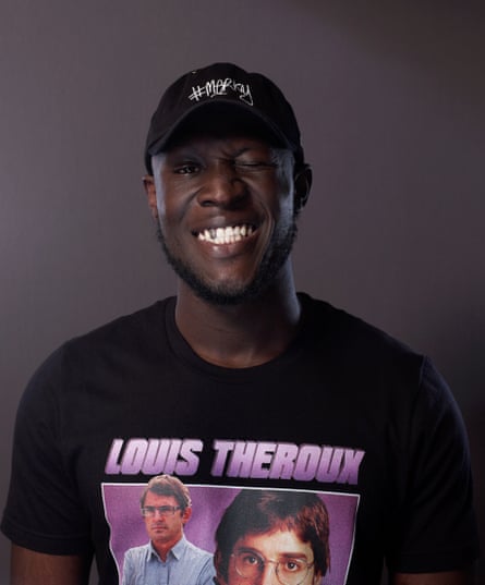 Stormzy wearing a Louis Theroux T-shirt in 2017.