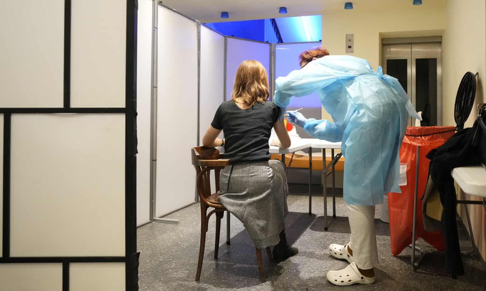 Czech Republic to ban unvaccinated from public events; high cases in Austria, Germany and Hungary (theguardian.com)