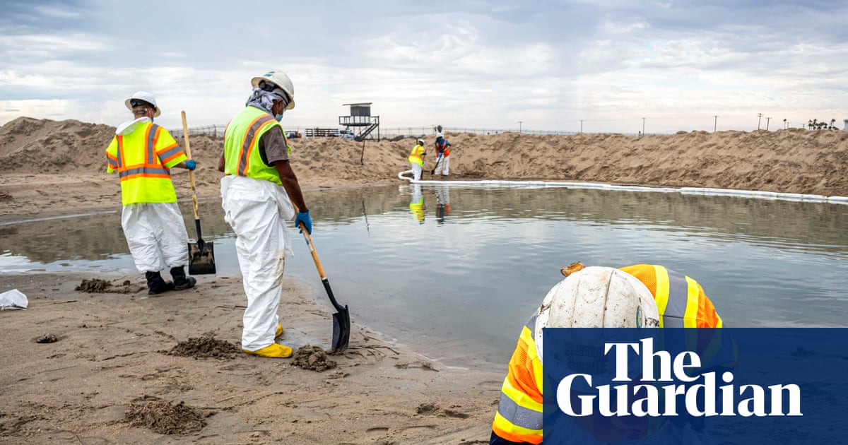 Enforcement of laws against polluters nearly non-existent in US, analysis finds