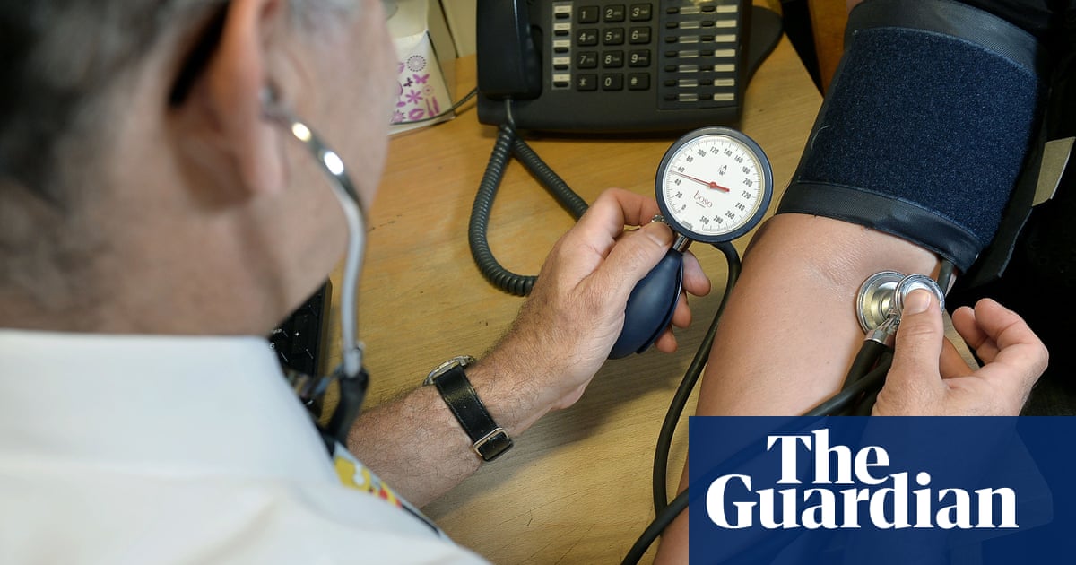 A third of middle-aged UK adults have at least two chronic health issues ' study