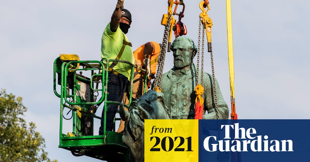 Charlottesville removes Confederate statues that helped spark deadly