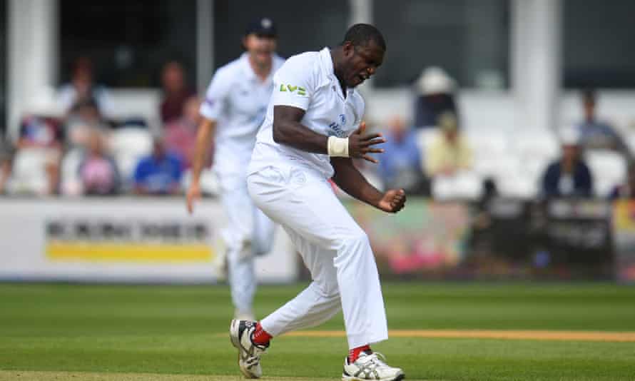 Yorkshire v Warwickshire, Middlesex v Durham and more: county cricket – live! | County Championship 2 m