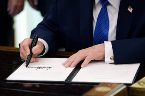 Trump Signature to Appear on Us Bills in First for Sitting President