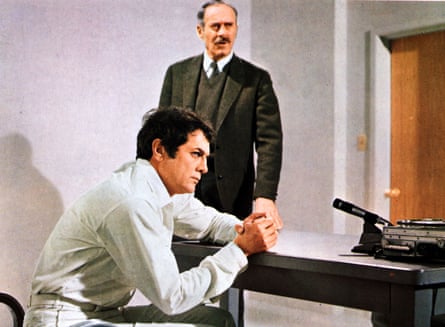 Tony Curtis and Henry Fonda in The Boston Strangler.