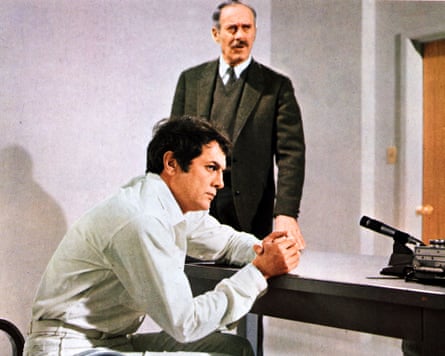 Tony Curtis and Henry Fonda in The Boston Strangler.
