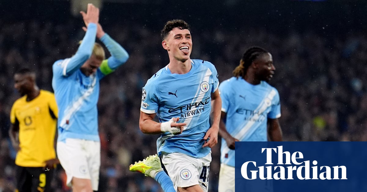 Phil Foden’s double downs Borussia Dortmund as Manchester City sparkle