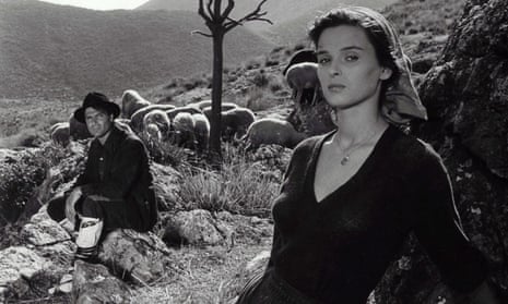 Lucia Bosé in Giuseppe De Santis’s film Non c’è Pace Tra Gli Ulivi, 1949.
