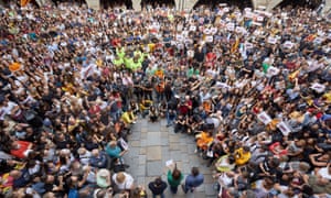 A protest against the supreme court decision in front of government offices in Girona on Monday.