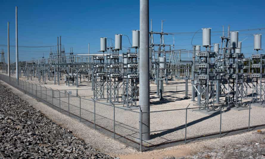 Съоръжение, използвано някога от въглищната електроцентрала Alcoa, сега доставя електричество на Winston US Bitcoin Mining Facility в Rocktail, Тексас.