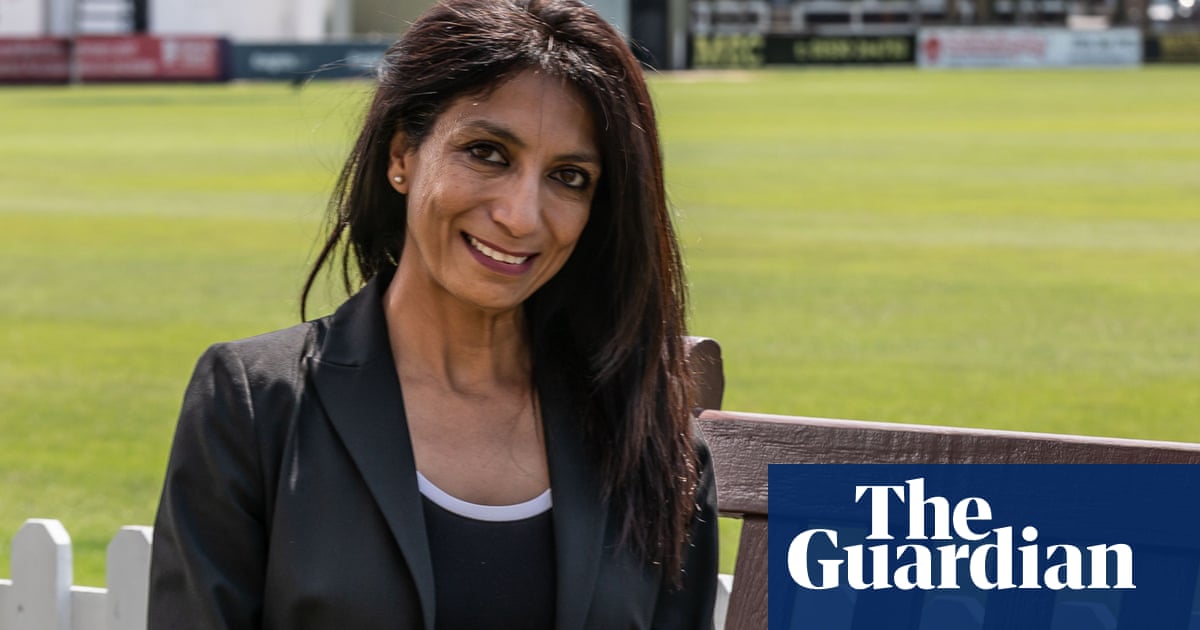 Fresh delay to ECB diversity plan as Mehmooda Duke leaves Leicestershire