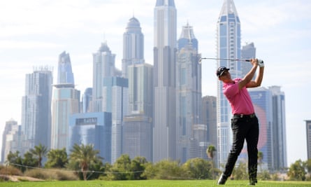 Christiaan Bezuidenhout n'a perdu que la première place lors du deuxième trou supplémentaire dans la Dubai Desert Classic en janvier.