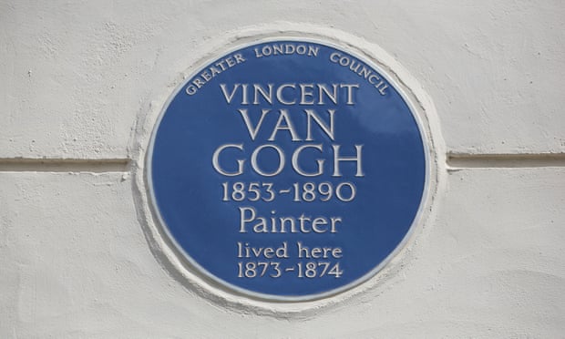 A blue plaque on 87 Hackford Road, Stockwell