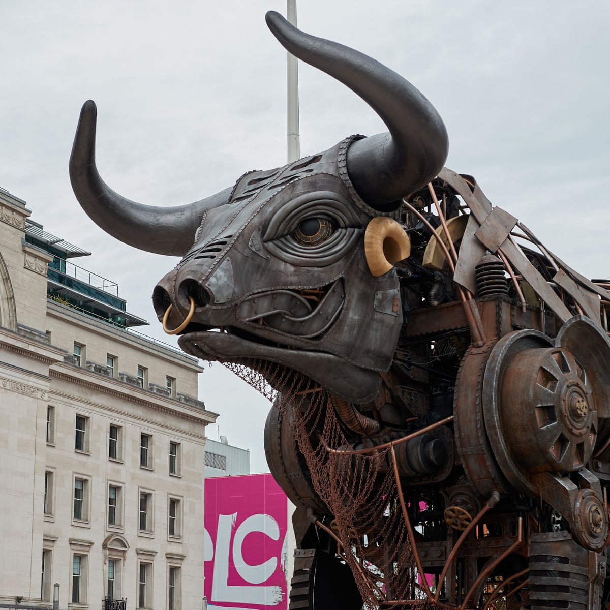 Raging bull to remain in Birmingham after Commonwealth Games ...