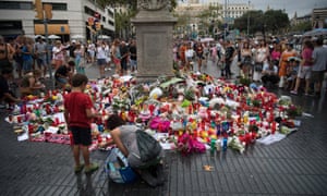 Tributes are placed on Las Ramblas