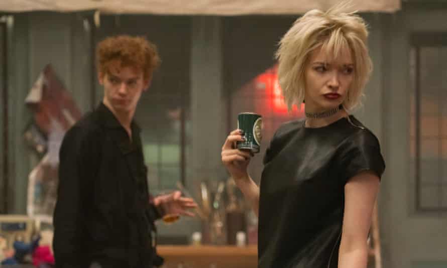 Brodie-Sangster with girlfriend Talulah Riley, playing Vivienne Westwood, in Pistol