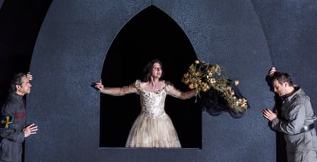 Ildebrando D’Arcangelo (Sir Giorgio Valton), Lisette Oropesa (Elvira) and Andrzej Filończyk (Sir Riccardo Forth) in I Puritani at the Royal Opera House.