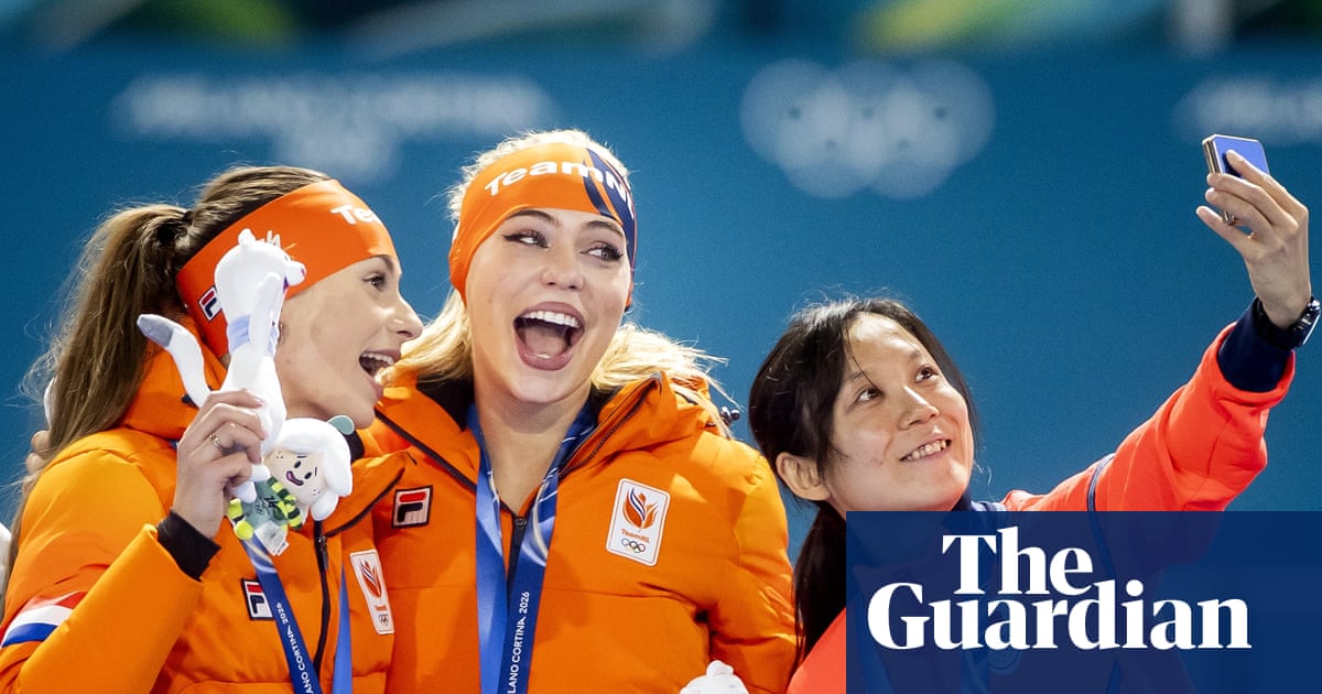 Winter Olympics briefing: Leerdam lights up the ice but Britain’s medal wait goes on