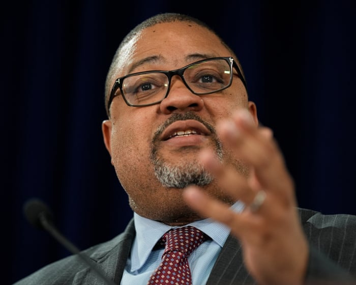 Manhattan district attorney works to curb interstate gun trafficking: ‘It’s a national issue’