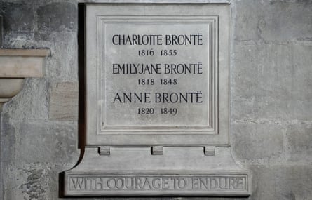 The corrected plaque in Westminster Abbey