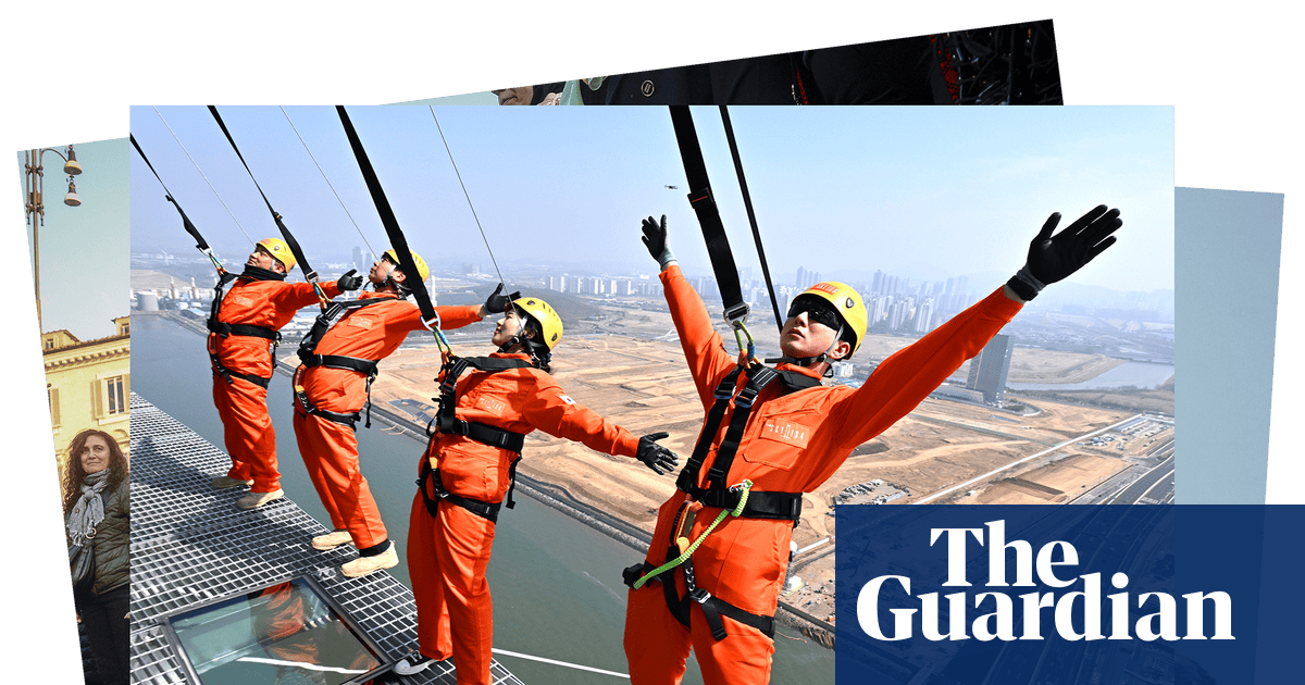 Edge-walking and musical robots: photos of the day