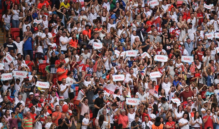 England v Germany: Women's Euro 2022 final - live! | Women's Euro 2022 1 Oh, Wembley is buzzing.