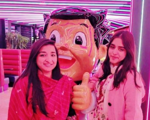 Hajra Zahid (left) and Haleema Zahid