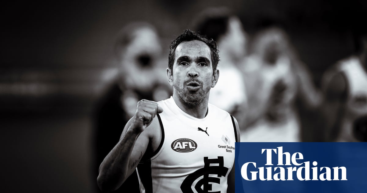 Former AFL player Eddie Betts shares video of racist abuse hurled at children playing in yard
