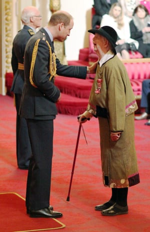 Hughes receiving her CBE from the Duke of Cambridge at Buckingham Palace, 2017.