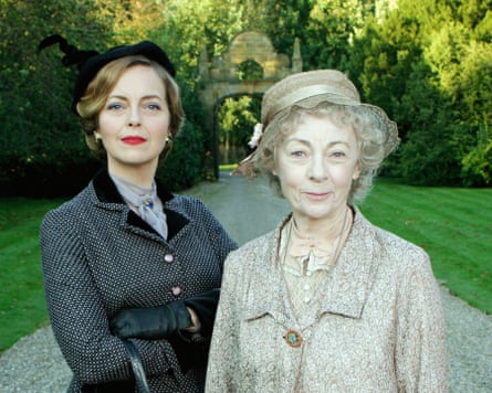 Geraldine McEwan (right) as Miss Marple, with Greta Scacchi.
