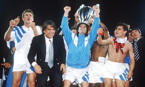 Marsella celebra ganar la Copa de Europa en 1993.