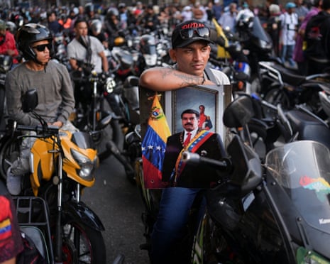 Venezuela Sees Surge in Civil Unrest: Anti-U.S. Rally in Caracas Coincides with Militia Deployments