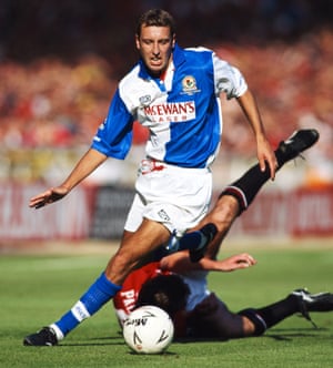 Jason Wilcox skips past the challenge of Manchester United’s Gary Pallister during the 1994-95 season