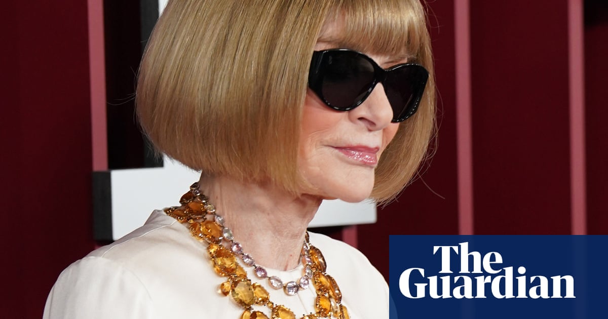 Anna Wintour steps down as editor-in-chief of American Vogue