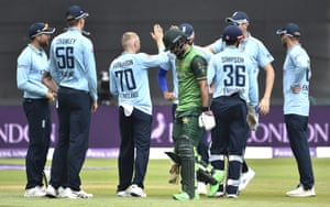 Fakhar Zaman returns to the pavilion for 47.