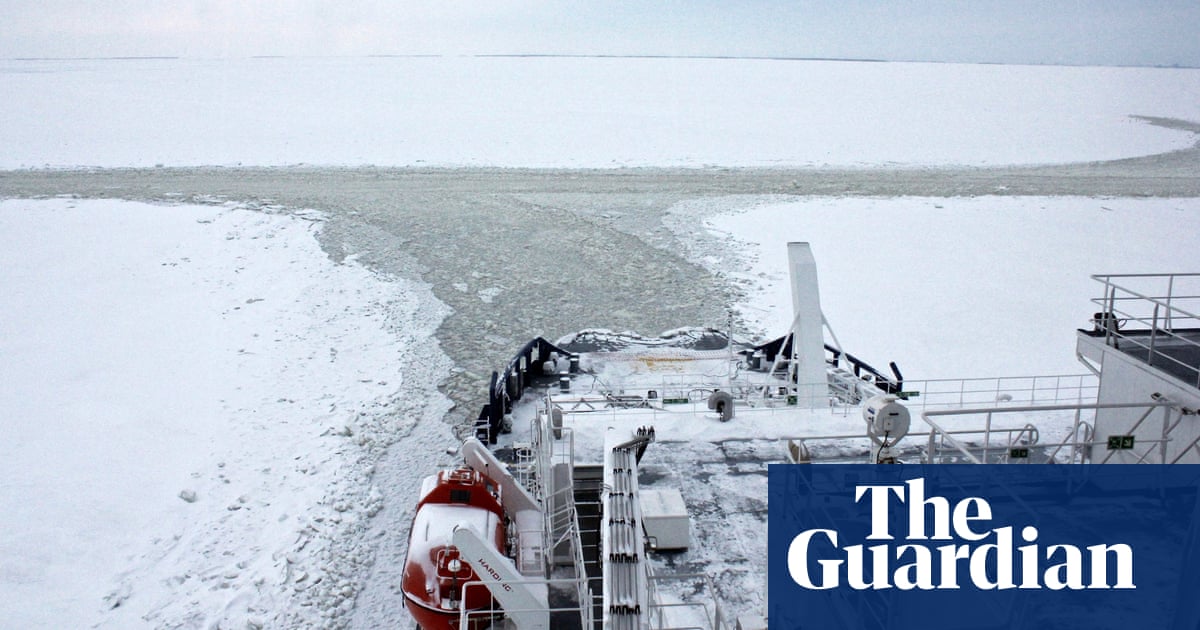 Shipping in the Arctic faces foggy future as sea ice melts